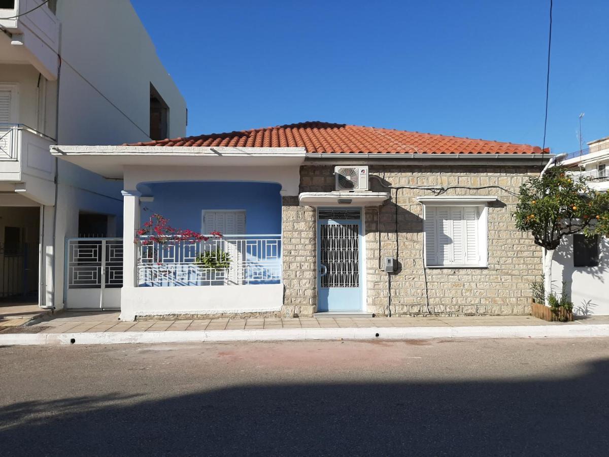 Ανακαινισμενη Μονοκατοικια 125 Τμ Στο Κεντρο Με Κηπο Vila Mesolóngion Exterior foto